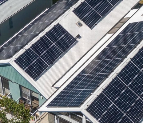 랙에 장착된 태양 에너지 시스템 10-20 kWh 출력 전력 범위 10KW 20KW 30KW 완료